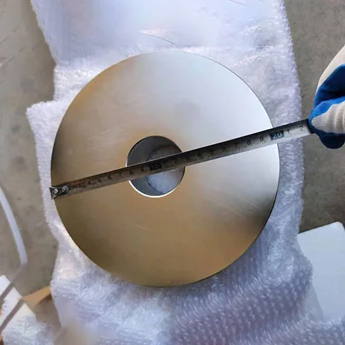 Große Magnetgröße